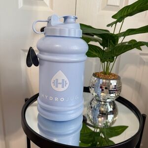 NWT HydroJug Classic Frost